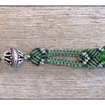 micro macrame turtle bracelet 2 by the beading yogini